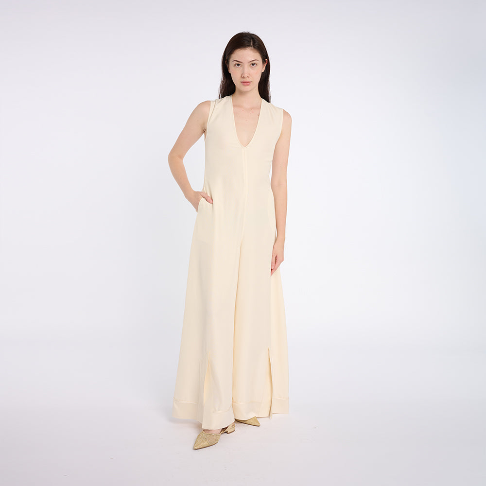 Elegant Sleeveless Jumpsuit with Deep V-Neck