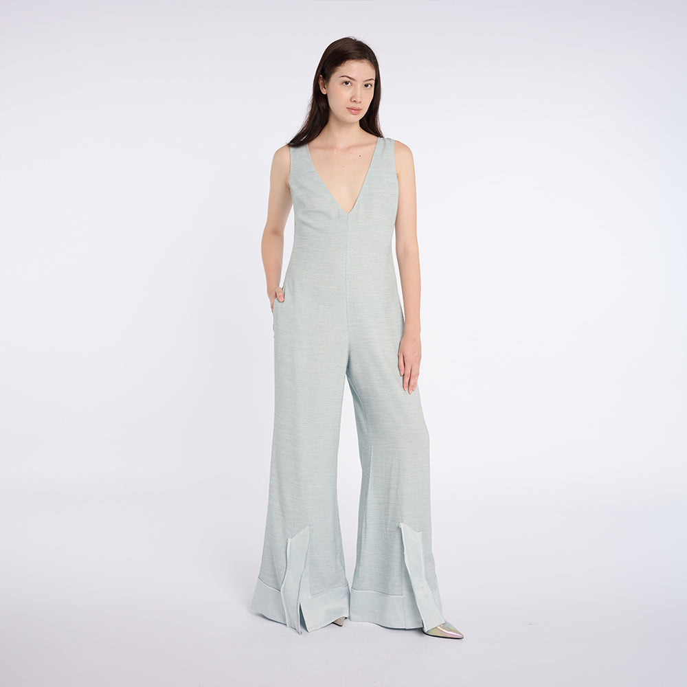 Stylish Sleeveless Jumpsuit with Slit Legs