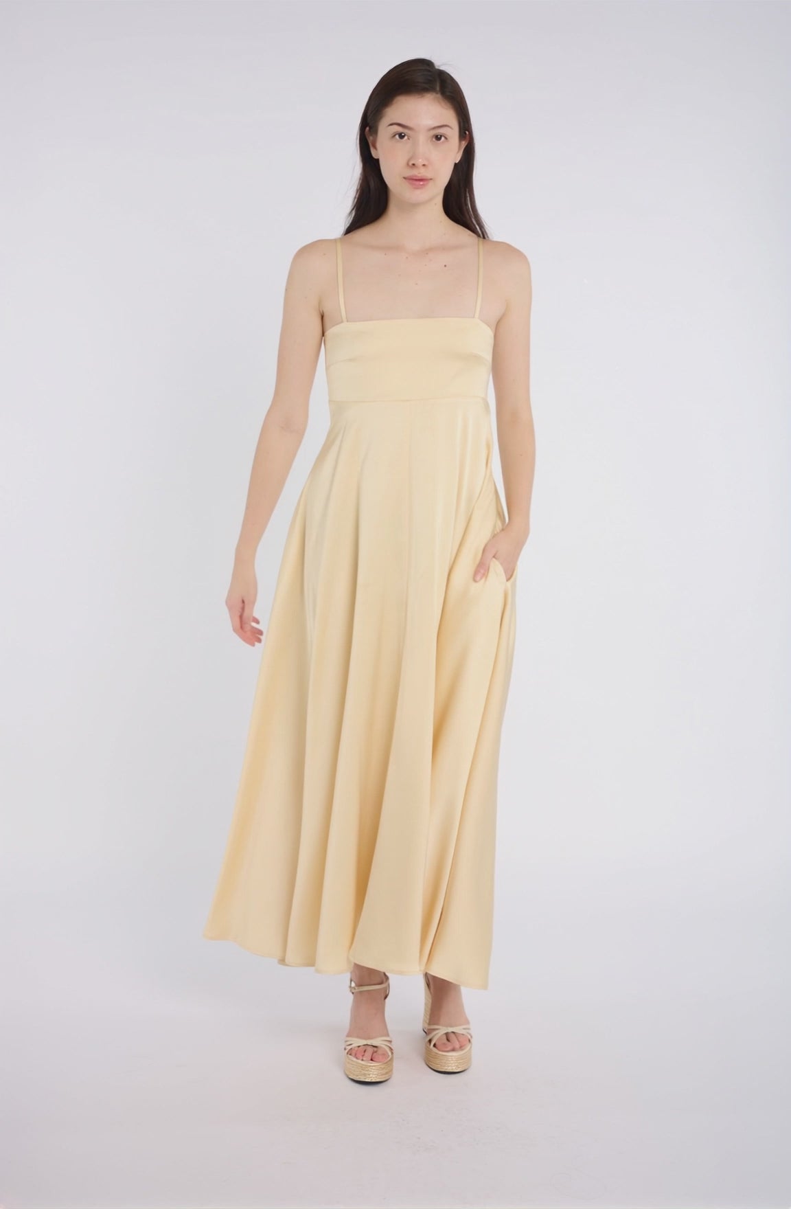 Graceful Light Yellow Maxi Dress with Thin Straps