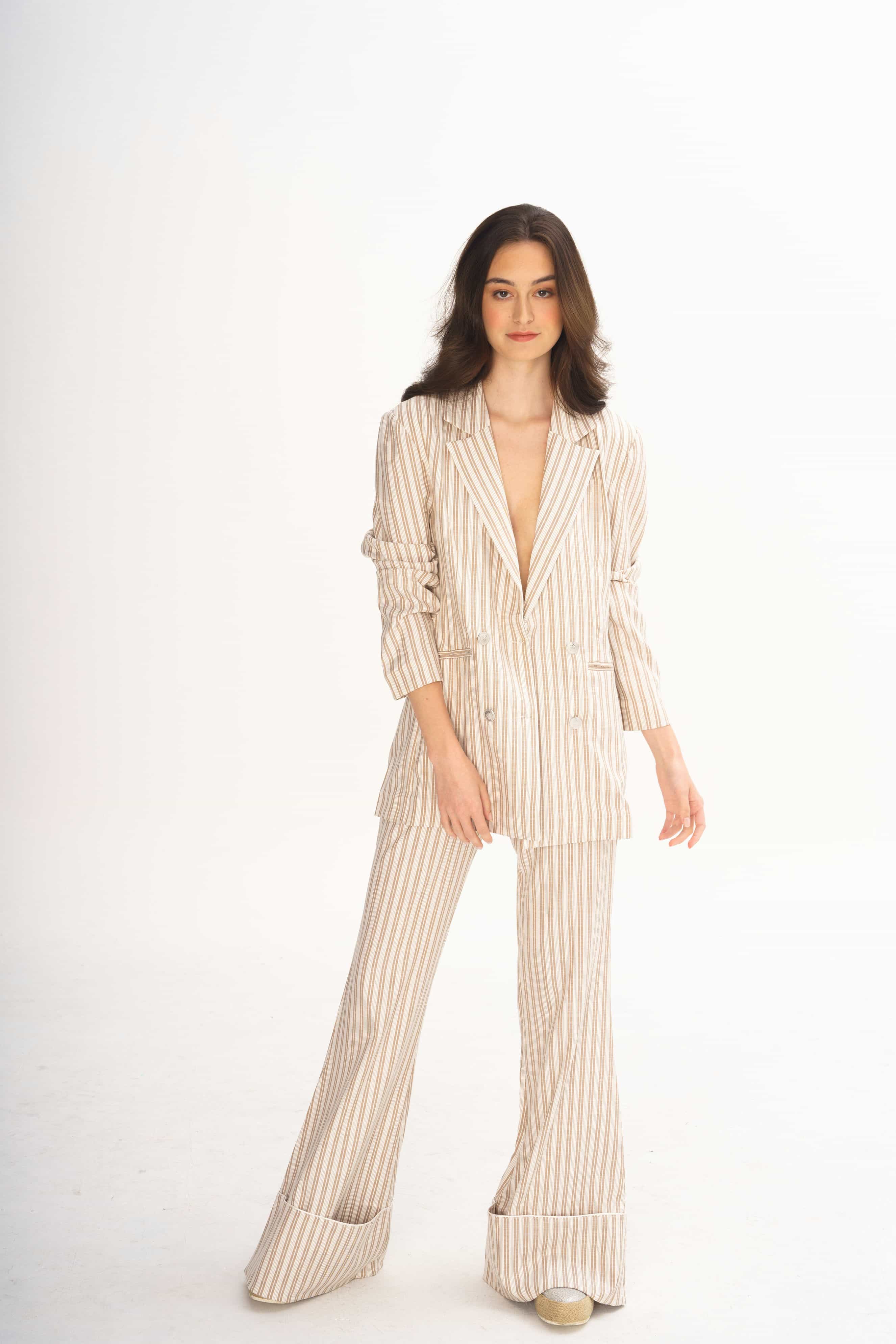 Striped Linen Suit. Blazer With Flared Pants - Beige